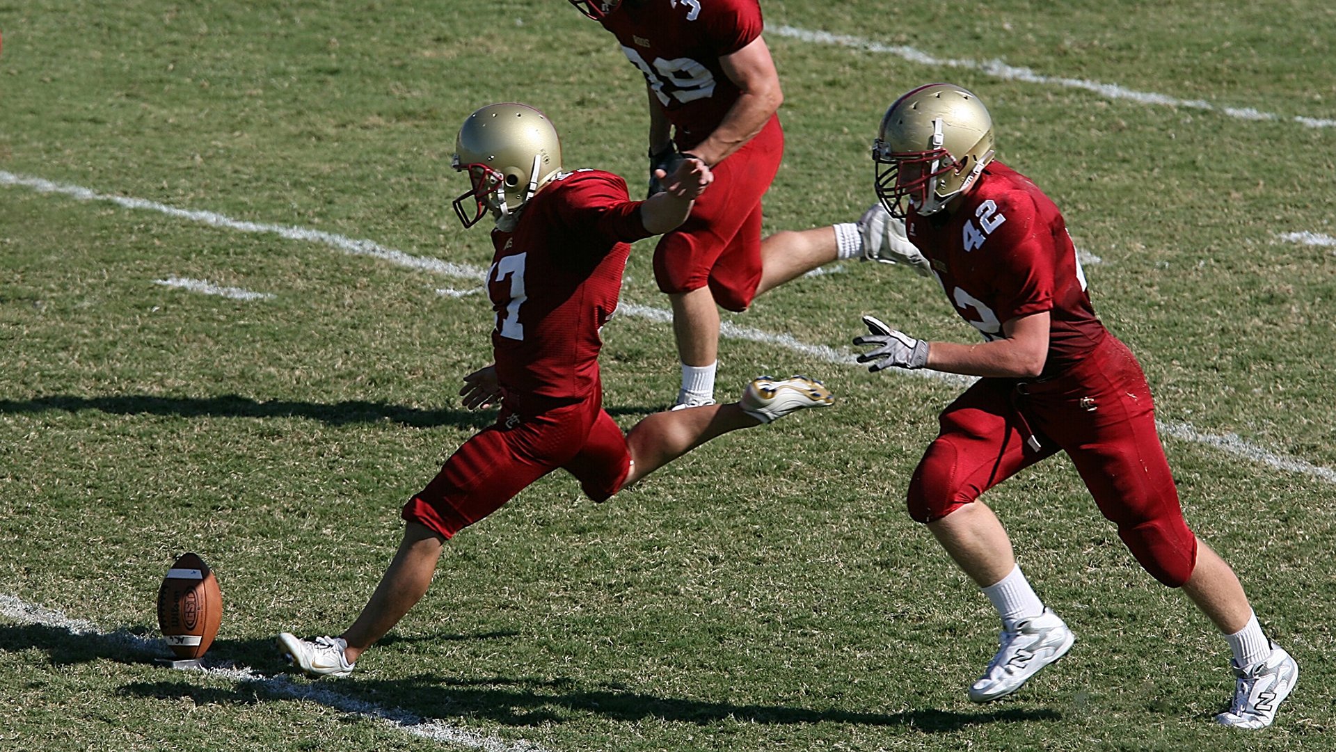 穆古鲁扎连续二十场比赛得分超过问鼎冠军，德国队挑战极限！